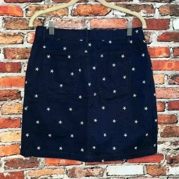 Croft & Barrow Skort Navy with White Stars Patriotic Size 6 - Picture 2 of 7